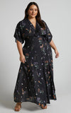Erenza Maxi Dress Extended Sleeve Wrap Dress in Black Flower Field