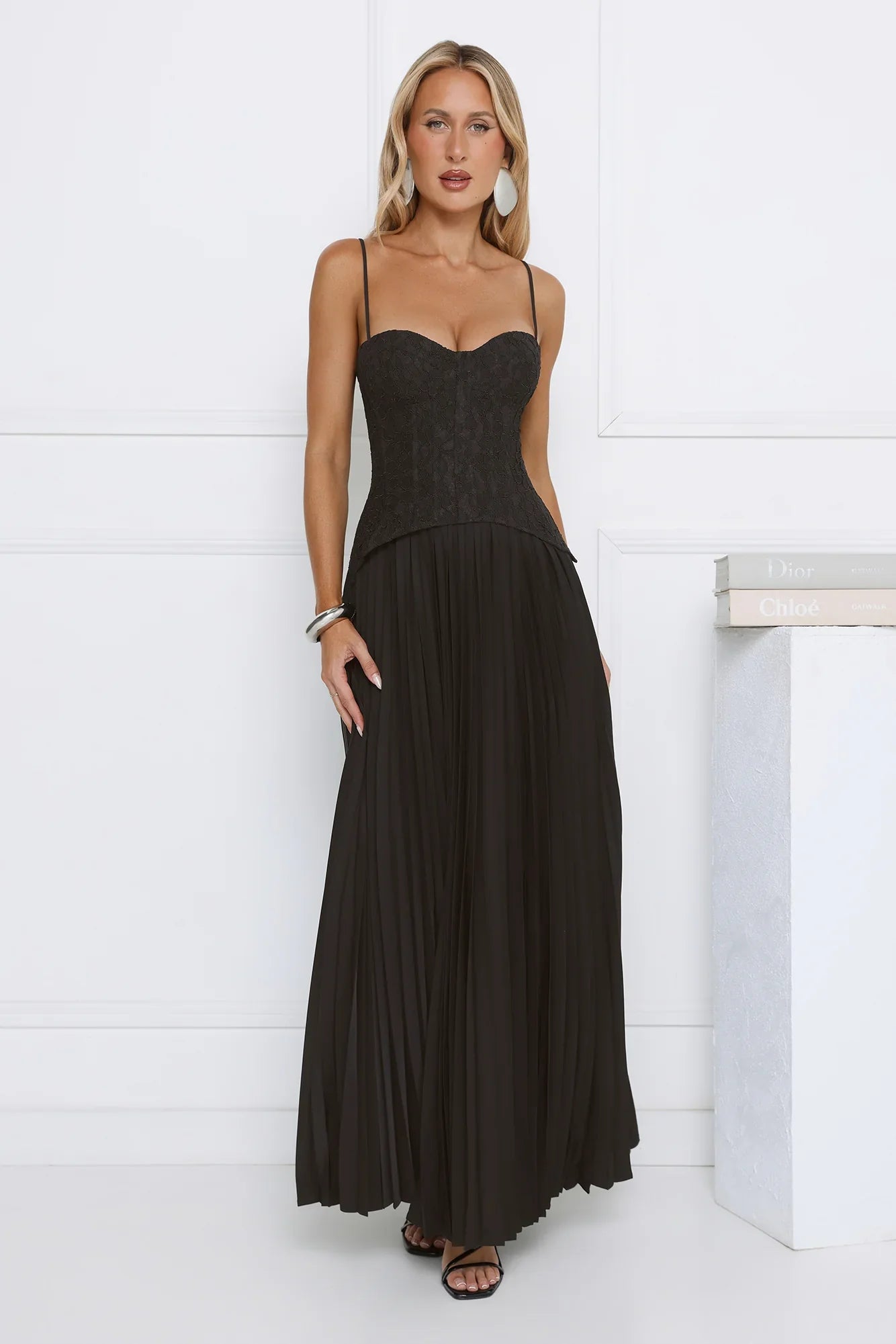 Antique Roses Lace Maxi Dress Black