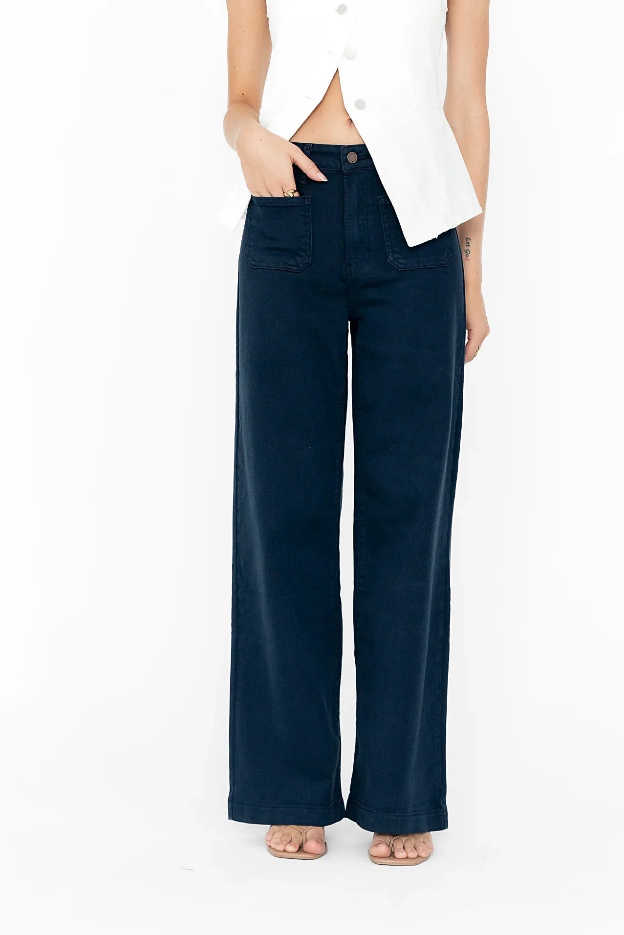 Natasha Wide Leg Jeans in Navy