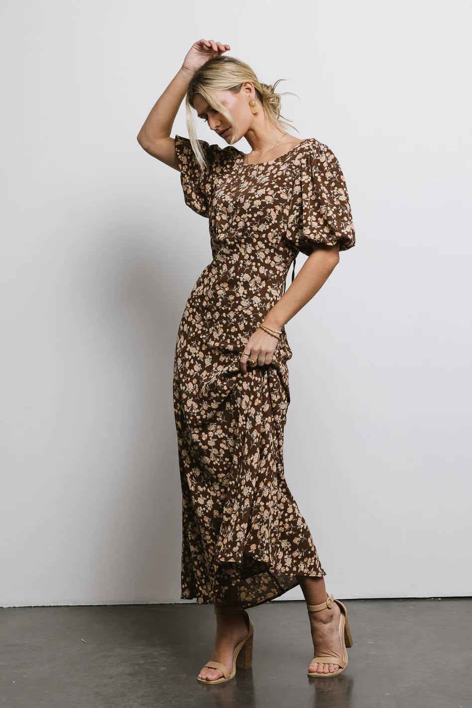 Zuri Floral Dress in Mocha