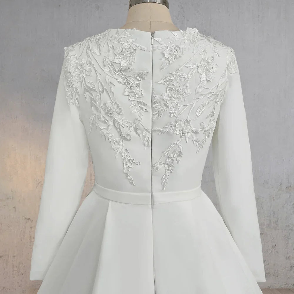 A Line White Long Sleeves Appliqued Wedding Dresses with Train