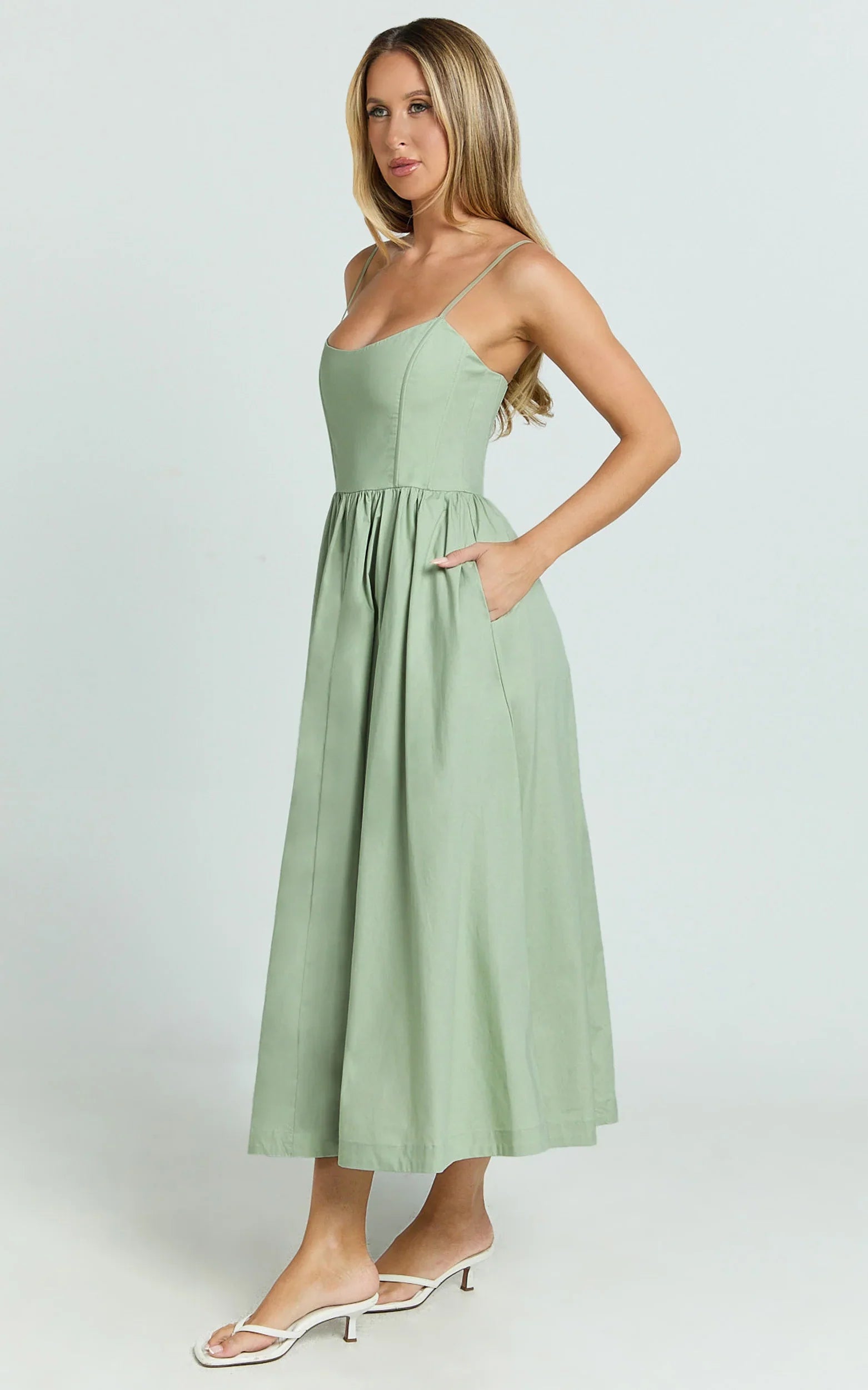 Braelyn Midi Dress Scoop Neck Flare Dress in Sage