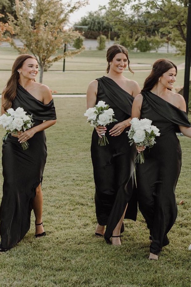 Ankle Length Slit Mermaid Bridesmaid Dresses with One Shoulder