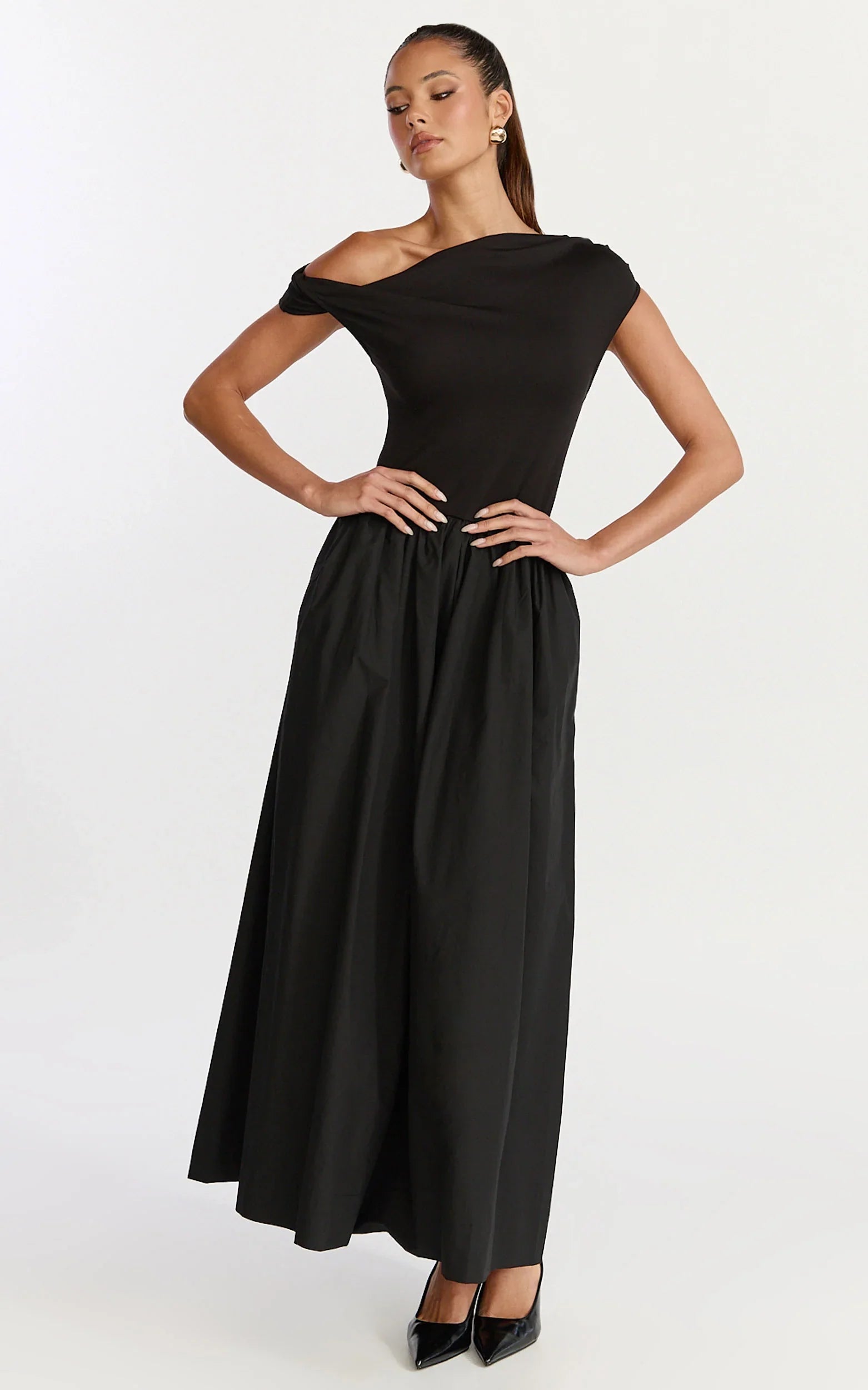 Jhamie Midi Dress One Shoulder Contrast Skirt Dress in Black