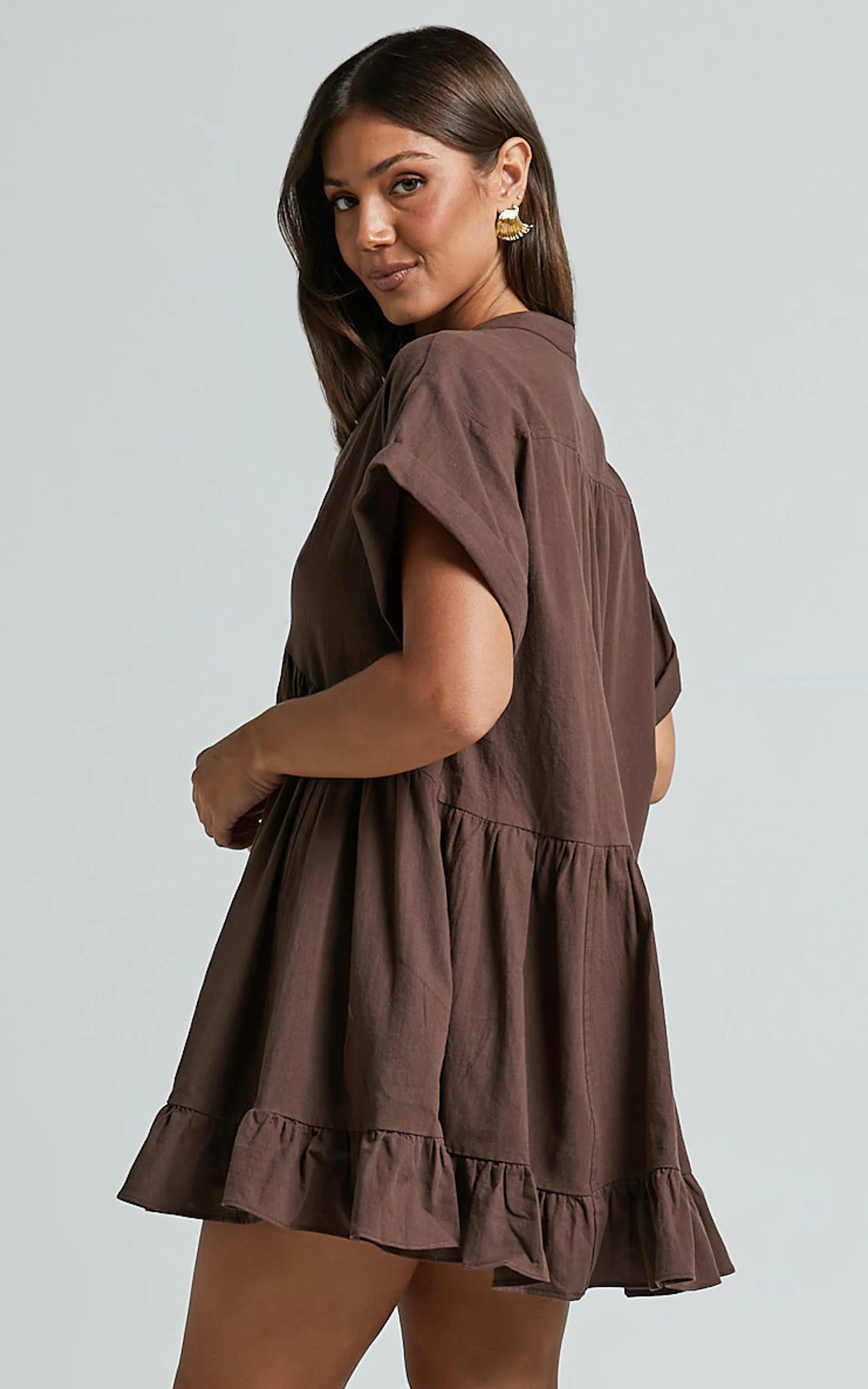 Calissa Mini Dress Frill Hem Smock Dress in Chocolate
