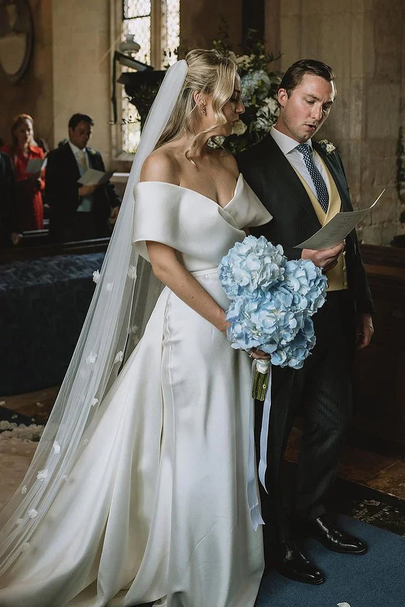 Gorgeous Mermaid Off the Shoulder White Satin Wedding Dresses