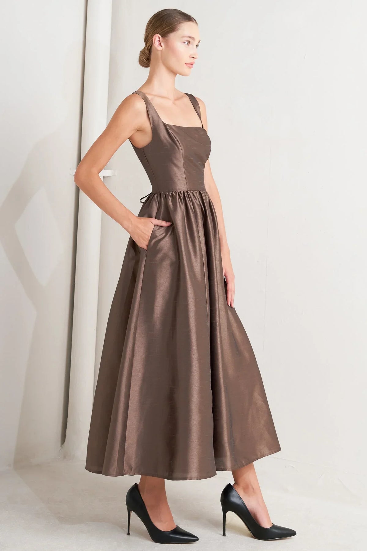 CAFÉ LUSTER BROWN MIDI DRESS