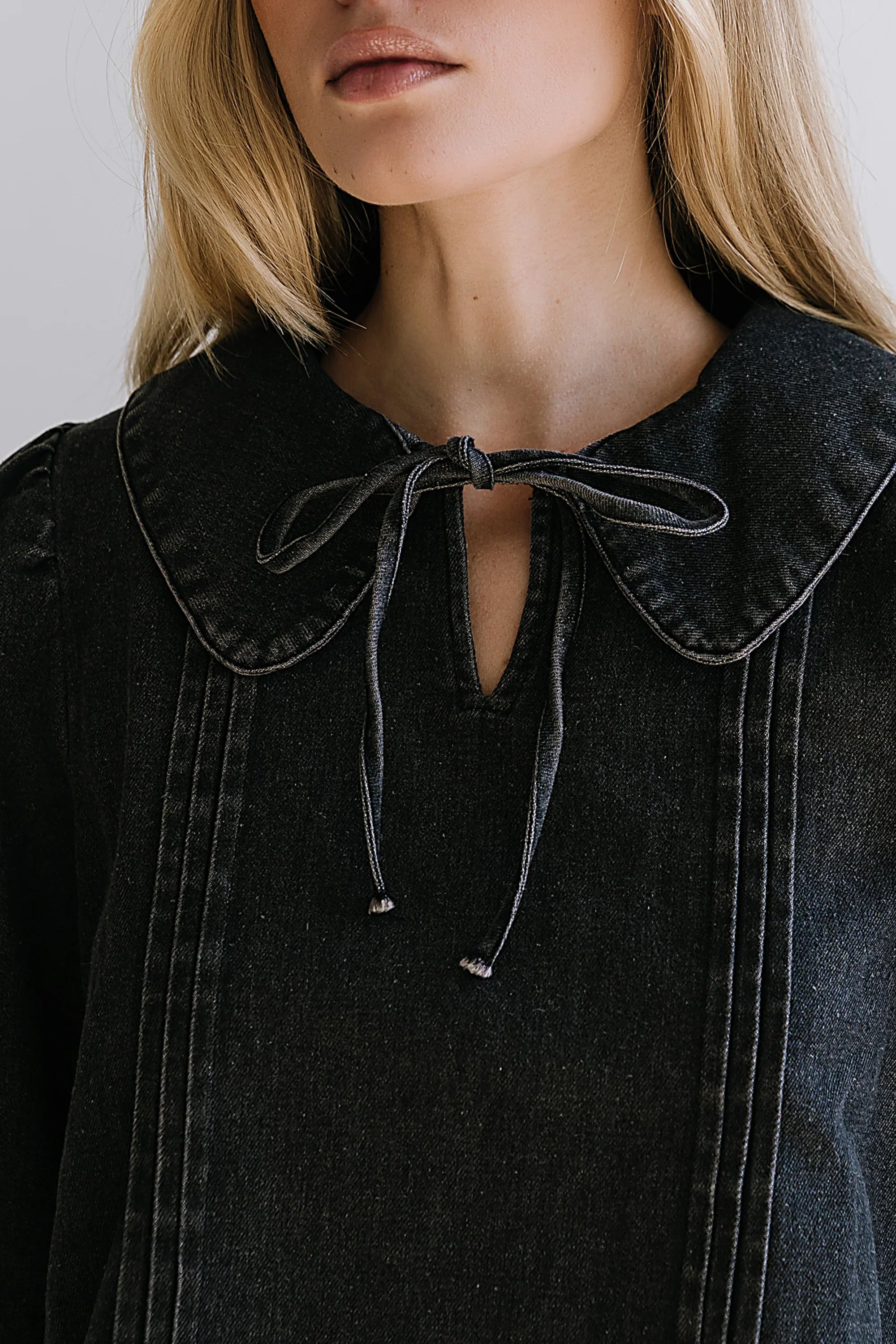 Monique Pleated Blouse in Black