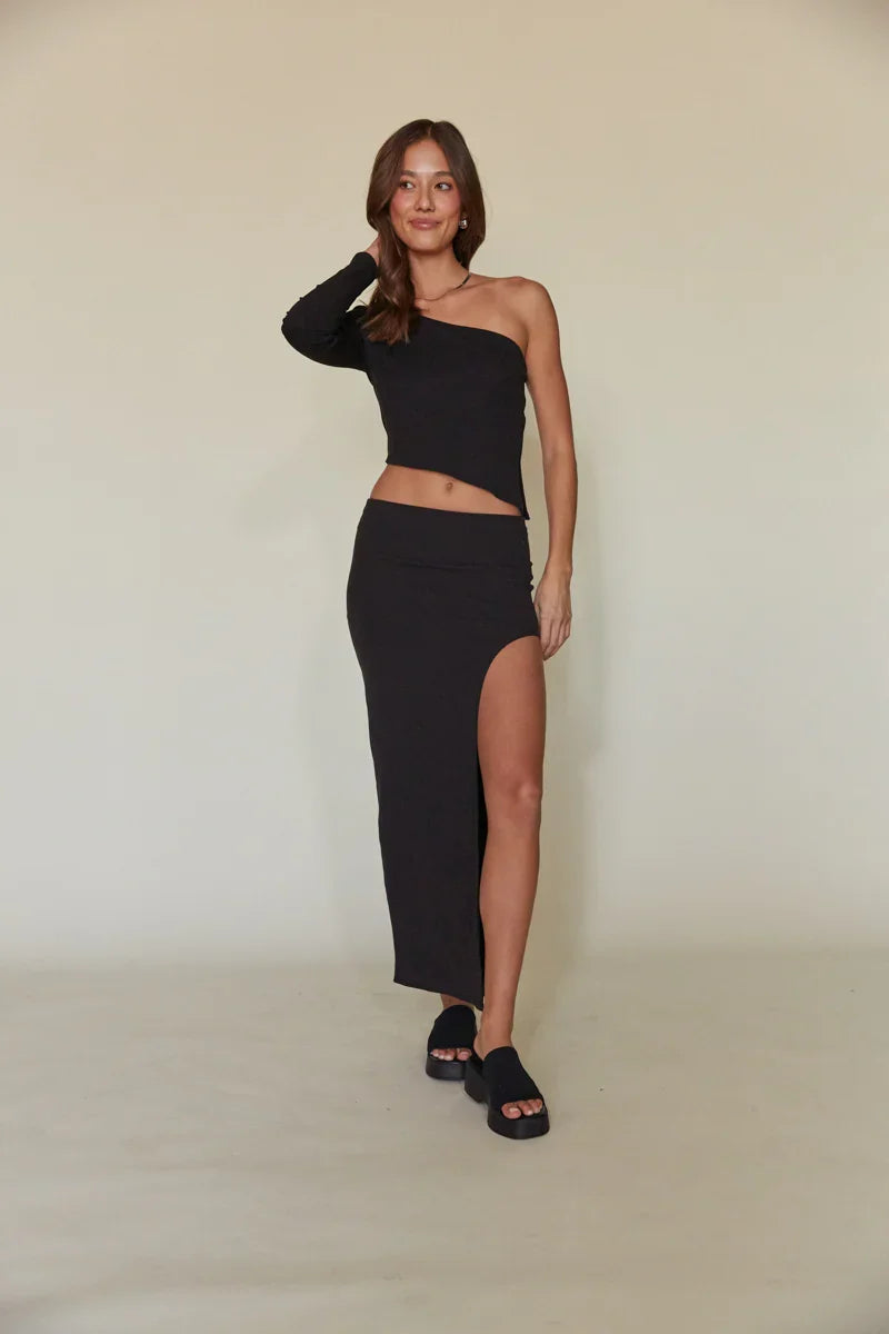 Bri Ribbed Side Slit Midi Skirt