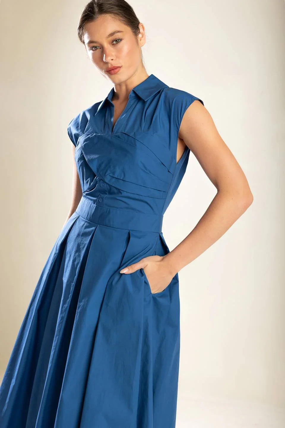 DREAMY IMPRESSION MIDI DRESS